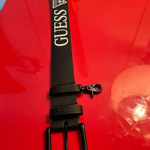 Guess Belt, Black & White design, size 32 - Picture 8 of 10